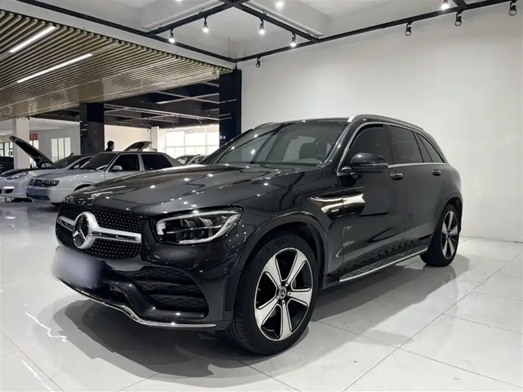 Mercedes-Benz GLC — фото 1