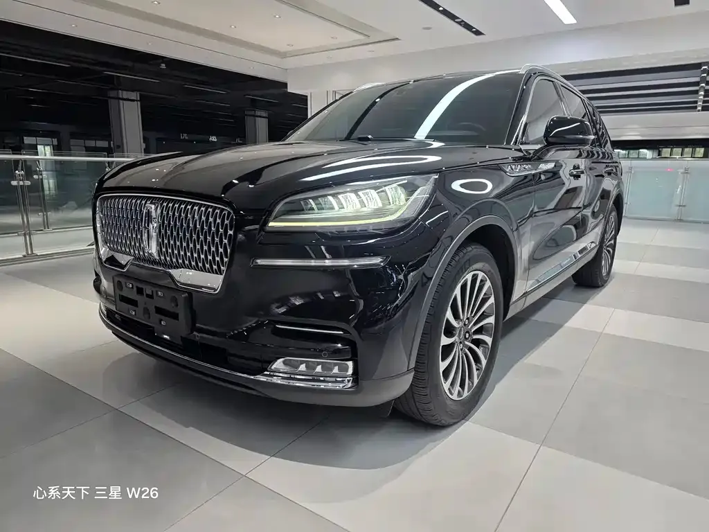 Lincoln Aviator — фото 1