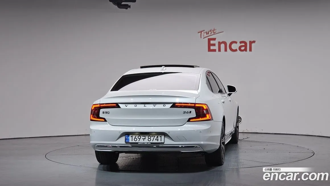 Volvo S90 — фото 2