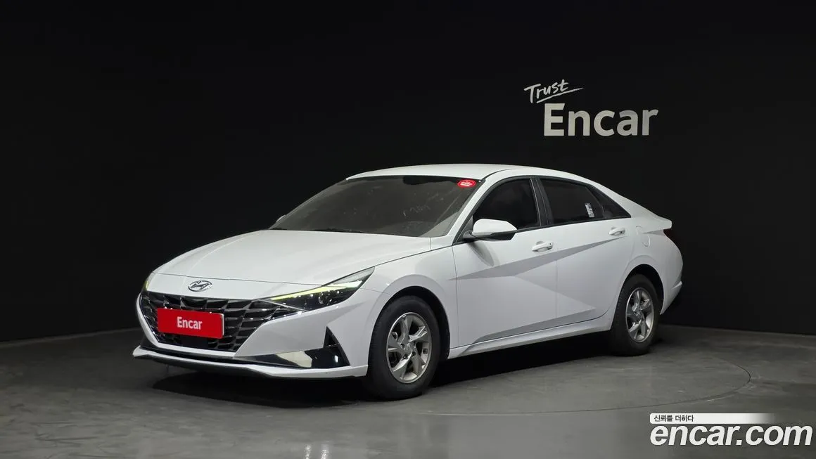 Hyundai AVANTE — фото 1