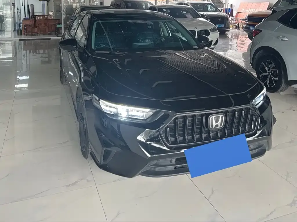 Honda Inspire — фото 1