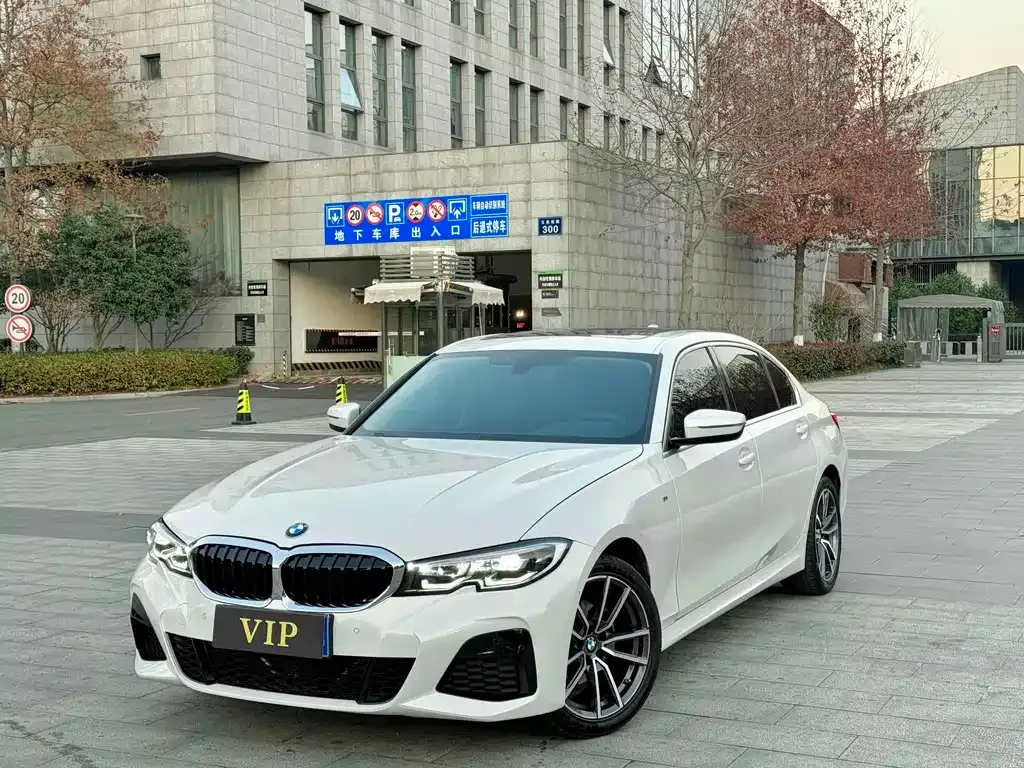 BMW 3 Series — фото 1