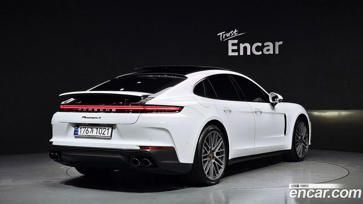 Porsche Panamera — фото 9