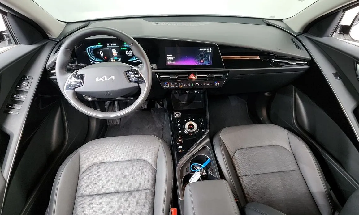 Kia Niro — фото 10