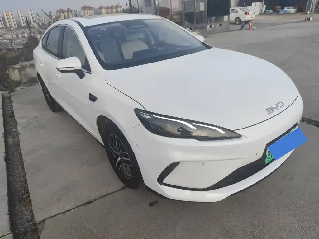 BYD Seal 05 DM-i — фото 4