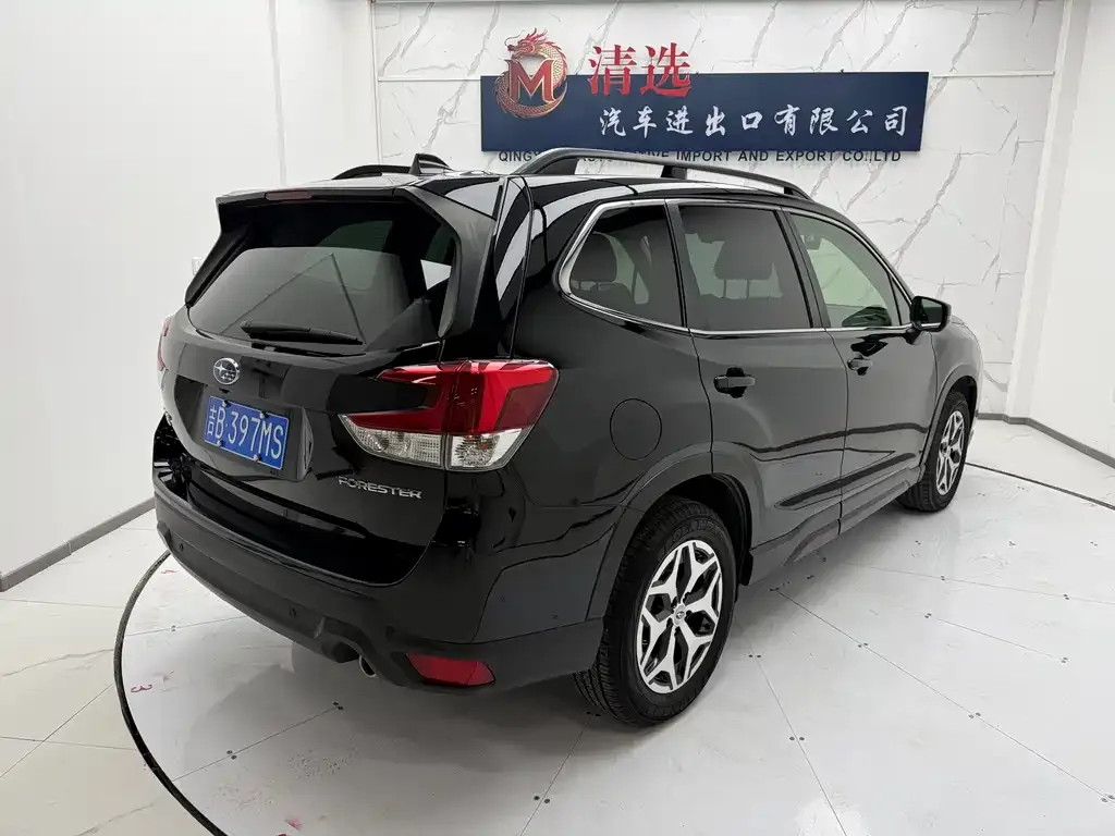 Subaru Forester — фото 6