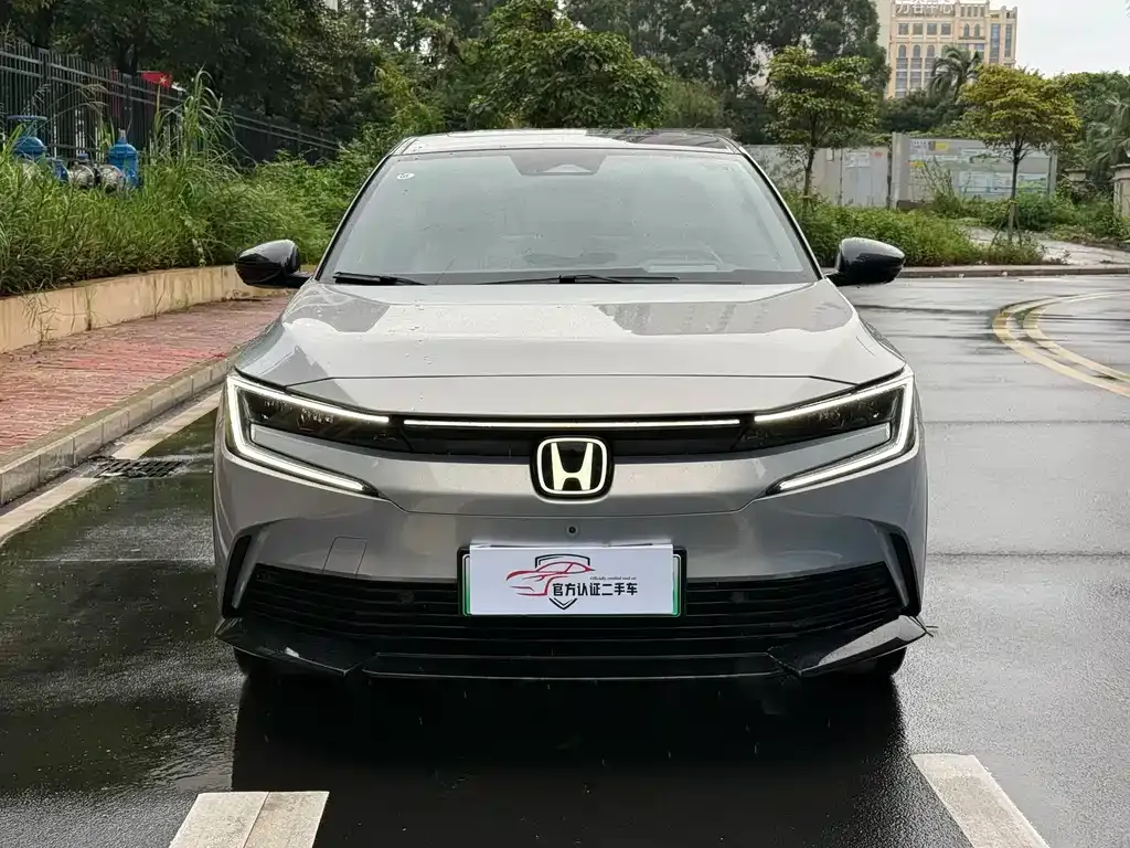 Honda e:NP2 — фото 7