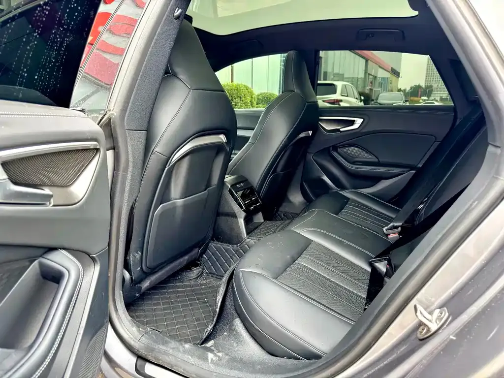 Audi A5L Sportback — фото 9
