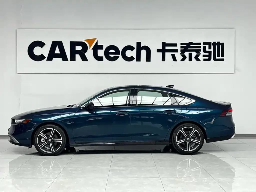 Honda Accord New Energy — фото 9