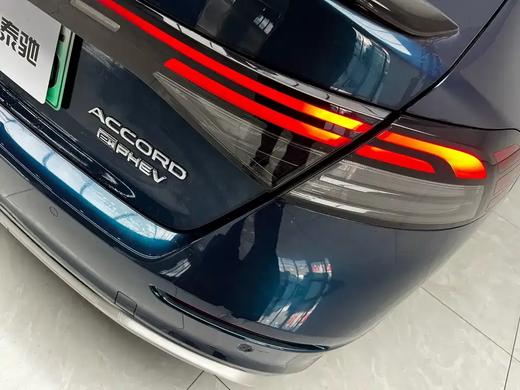 Honda Accord New Energy — фото 4