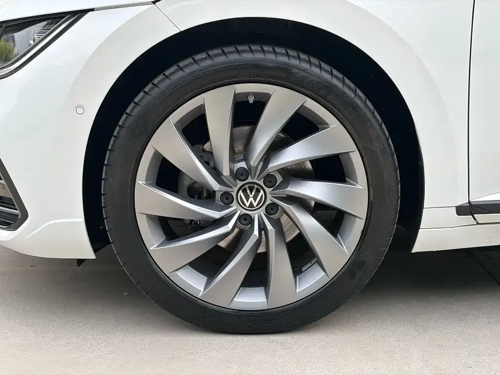 Volkswagen CC — фото 3