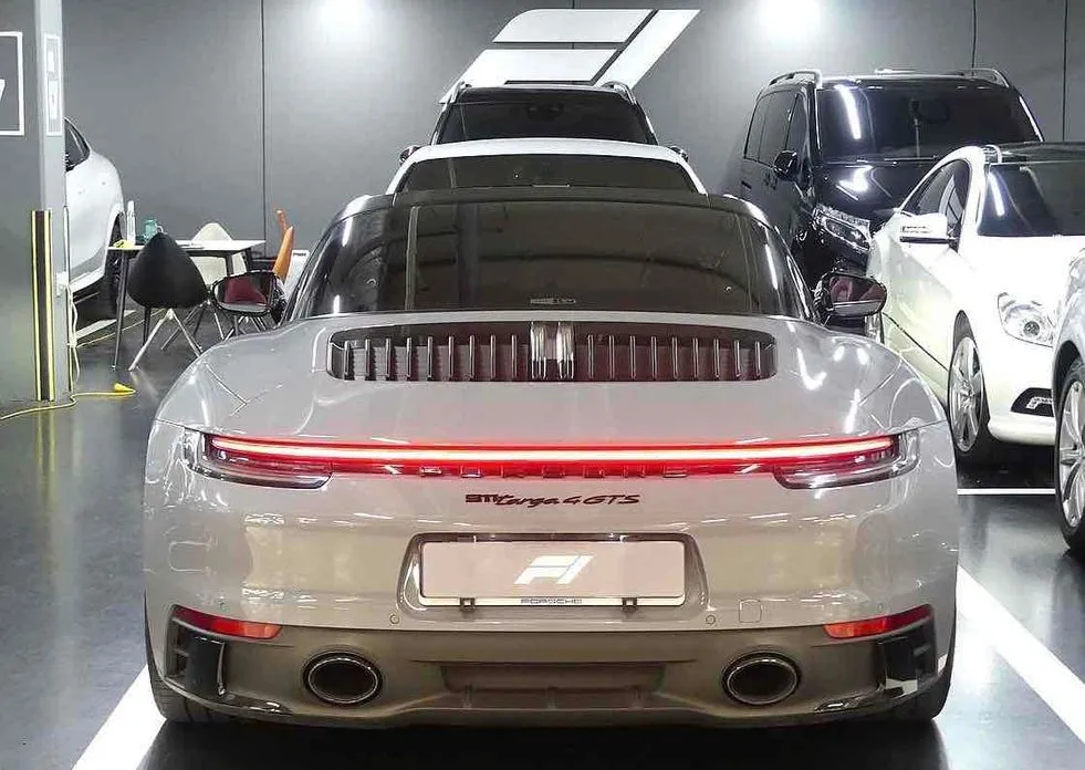 Porsche 911 — фото 6