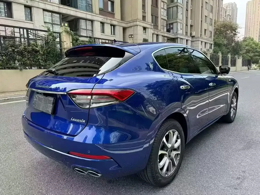 Maserati Levante — фото 9