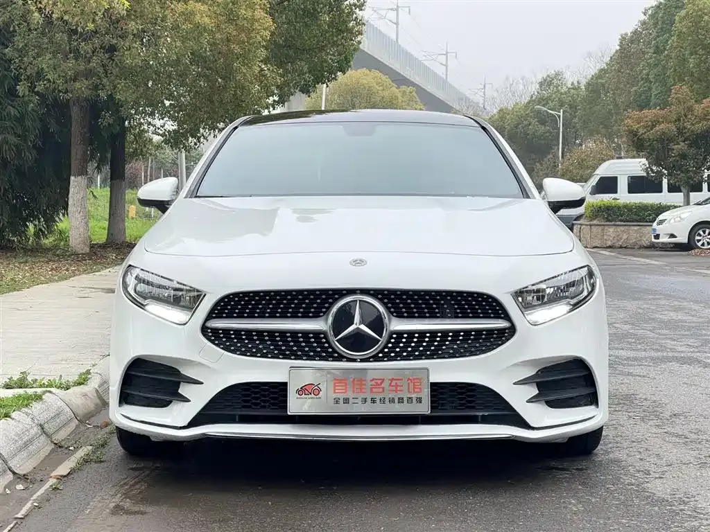 Mercedes-Benz A-Class — фото 9