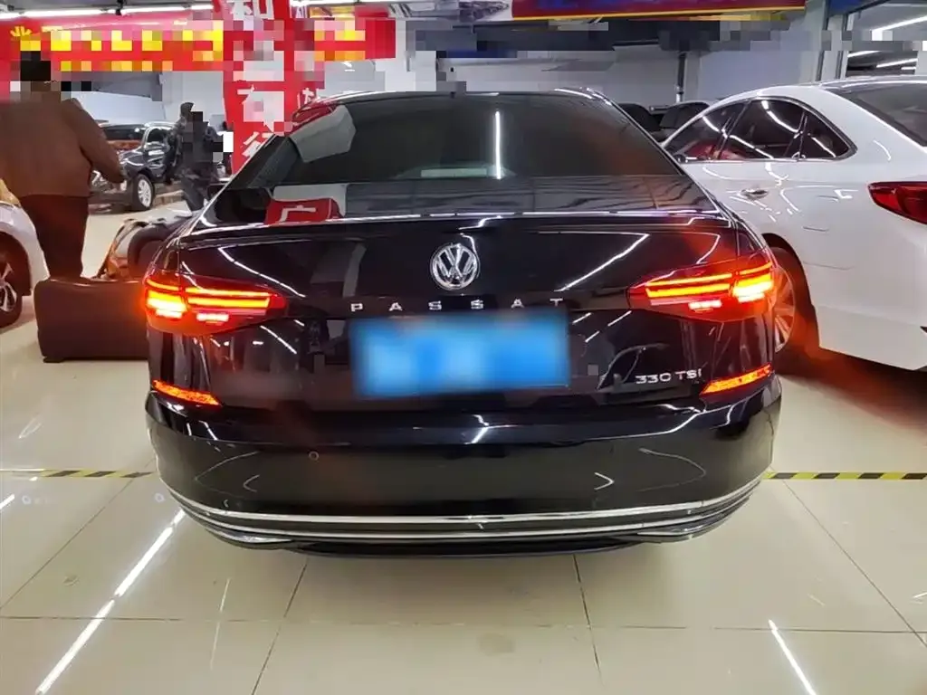 Volkswagen Passat — фото 3