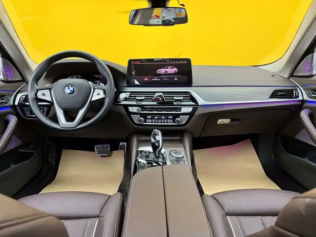 BMW 5 Series — фото 3
