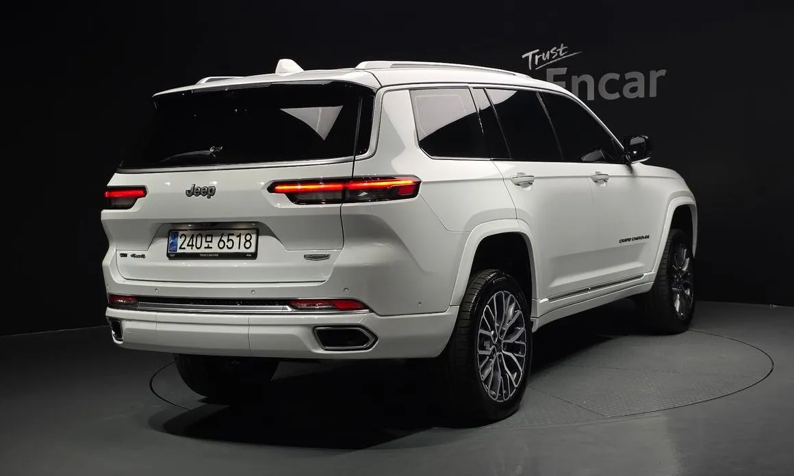 Jeep Cherokee — фото 2