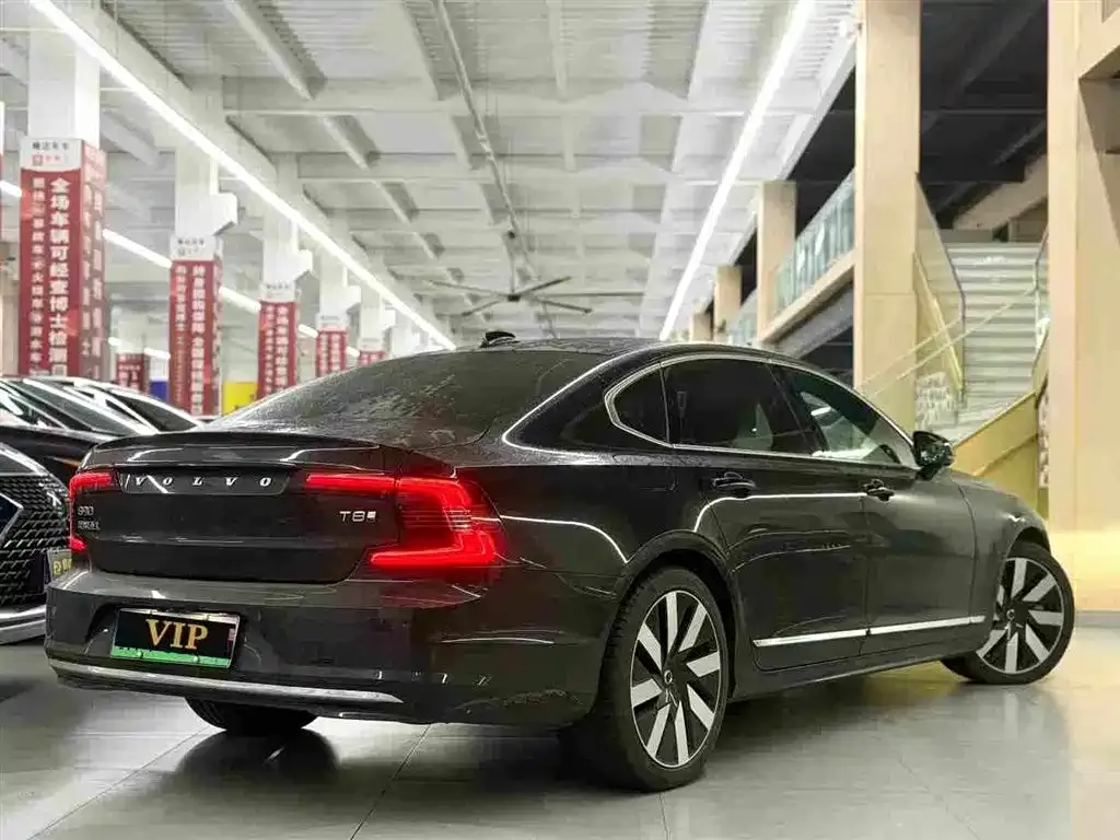 Volvo S90 PHEV — фото 4