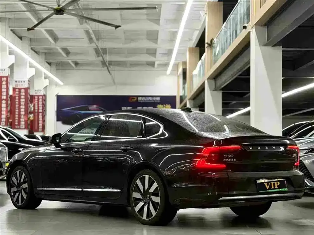 Volvo S90 PHEV — фото 6