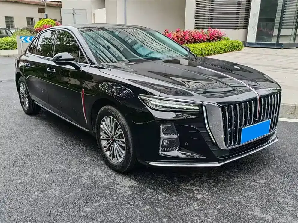 Hongqi H5 — фото 9