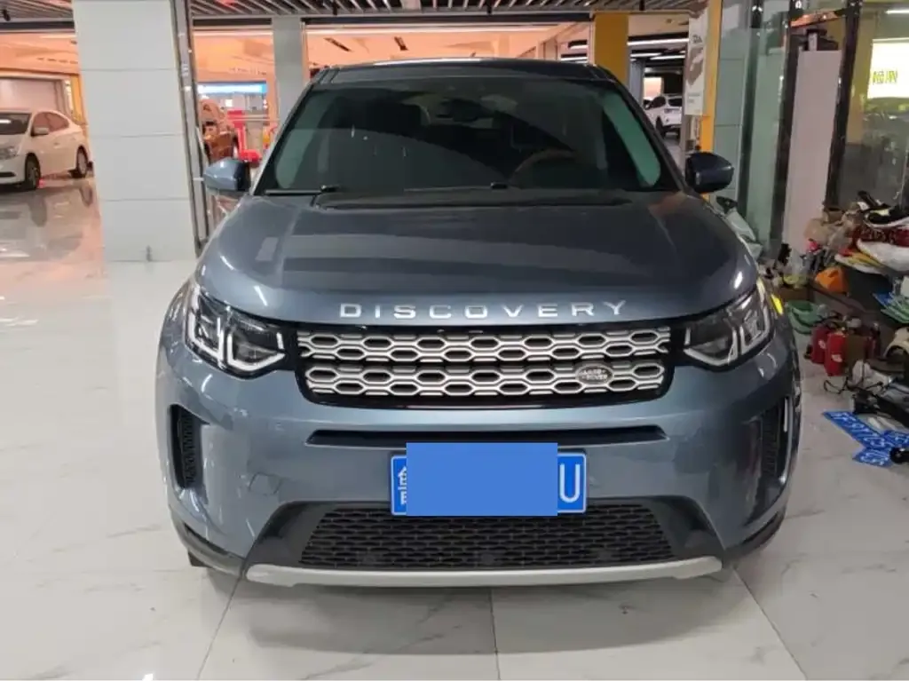 Land Rover Discovery Sport — фото 1