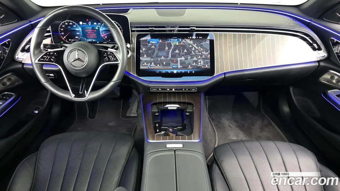 Mercedes-Benz E-Class — фото 10