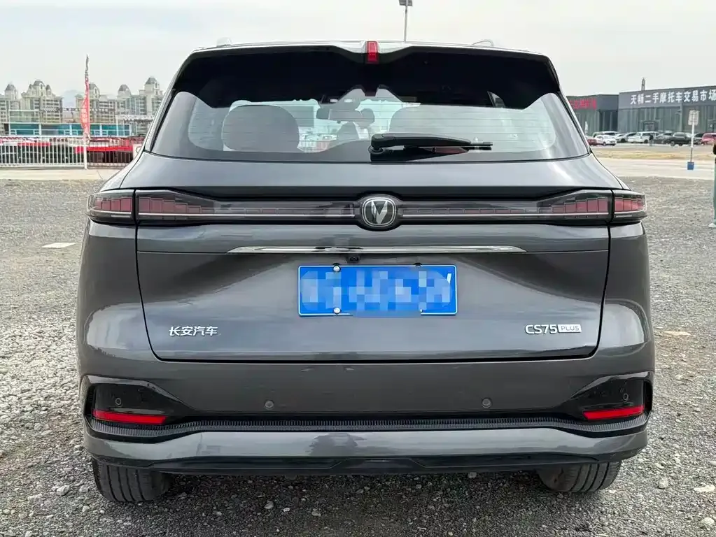 Changan CS75PLUS — фото 3