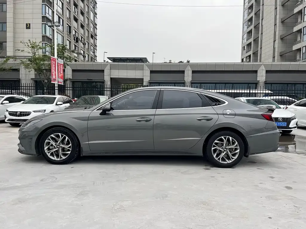 Hyundai Sonata — фото 2