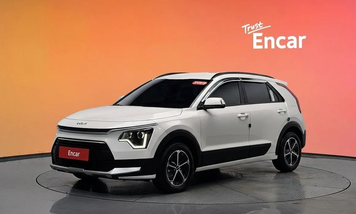 Kia Niro — фото 1