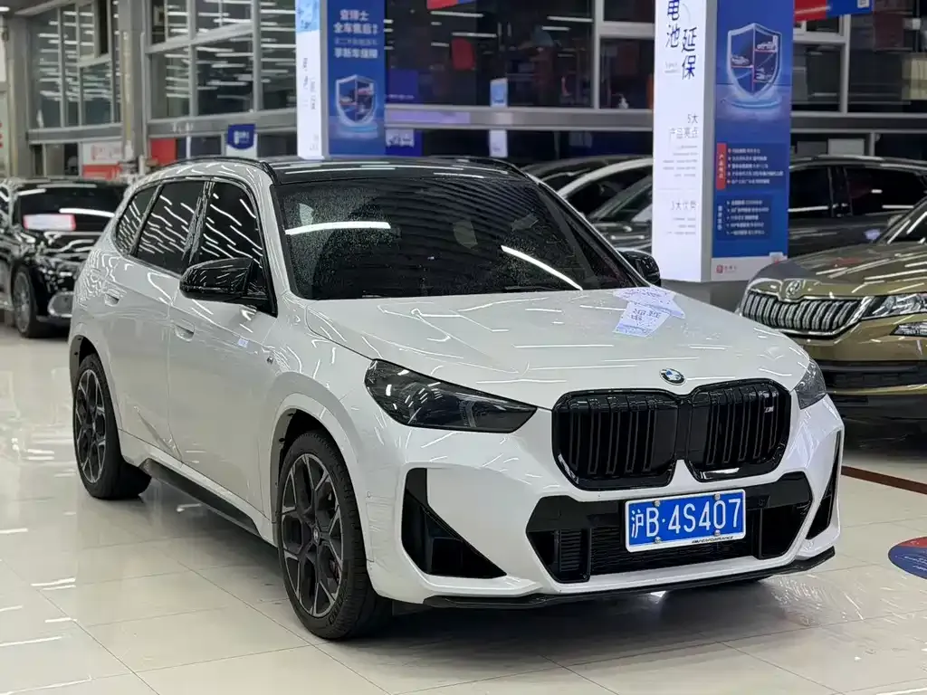 BMW X1 M35Li — фото 6