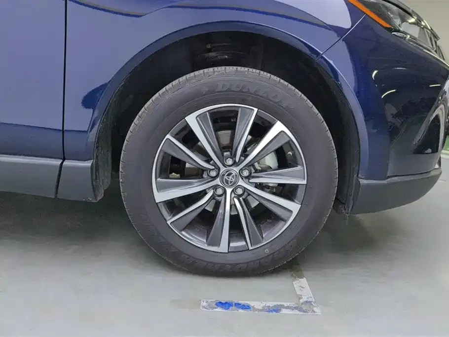 Toyota Harrier — фото 8