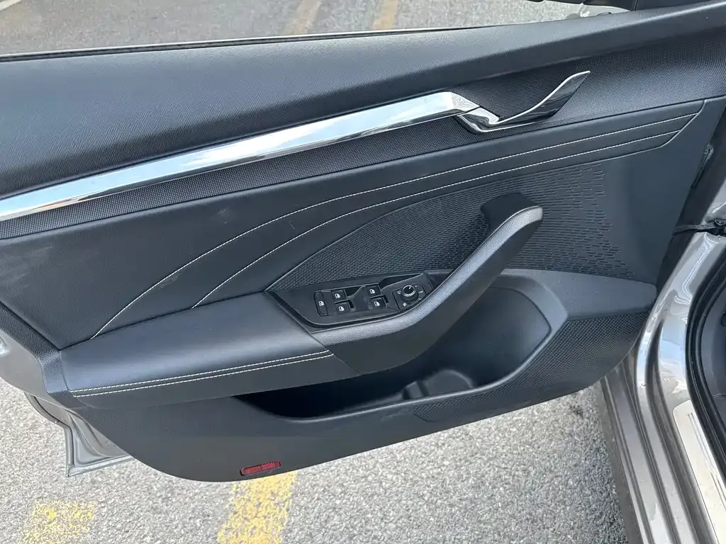 Skoda Octavia — фото 6