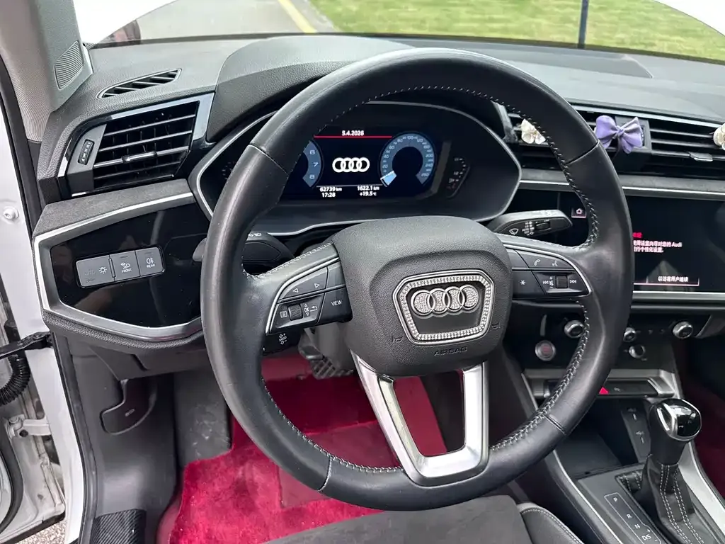 Audi Q3 — фото 2
