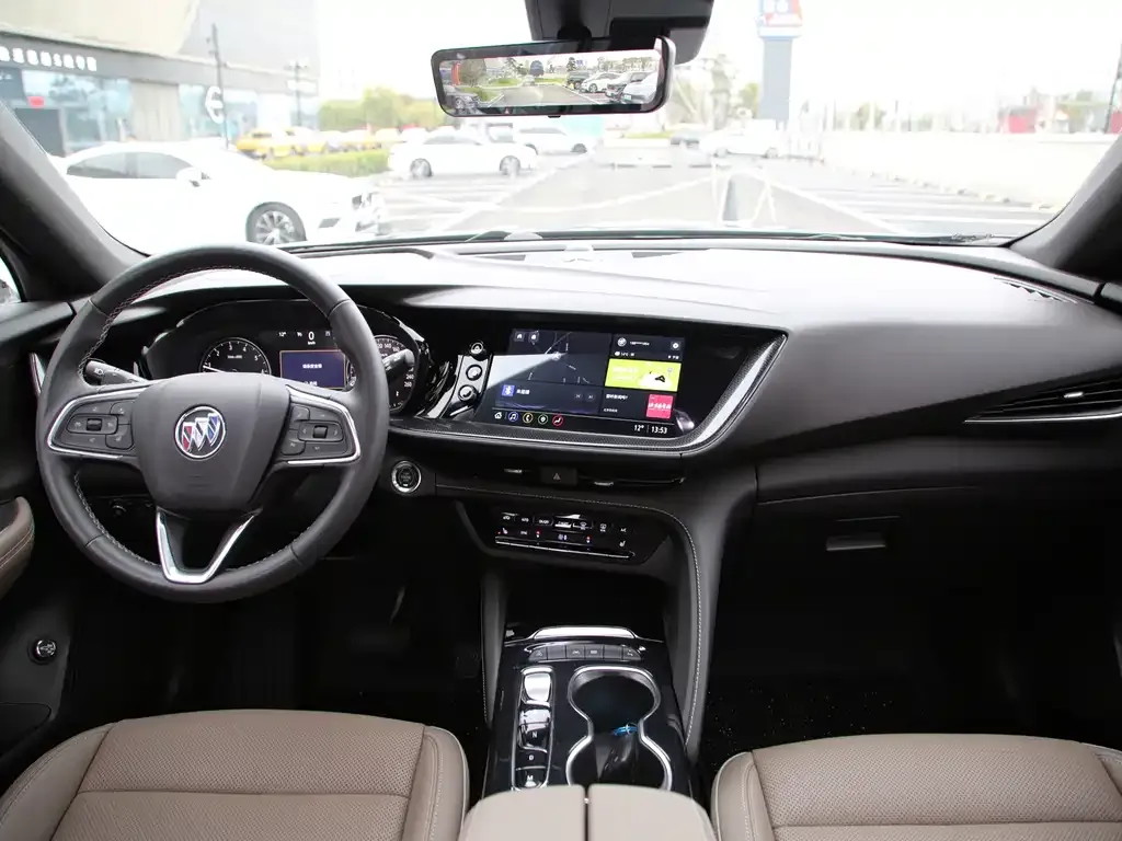 Buick Envision Plus — фото 2