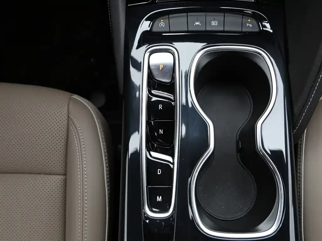 Buick Envision Plus — фото 5