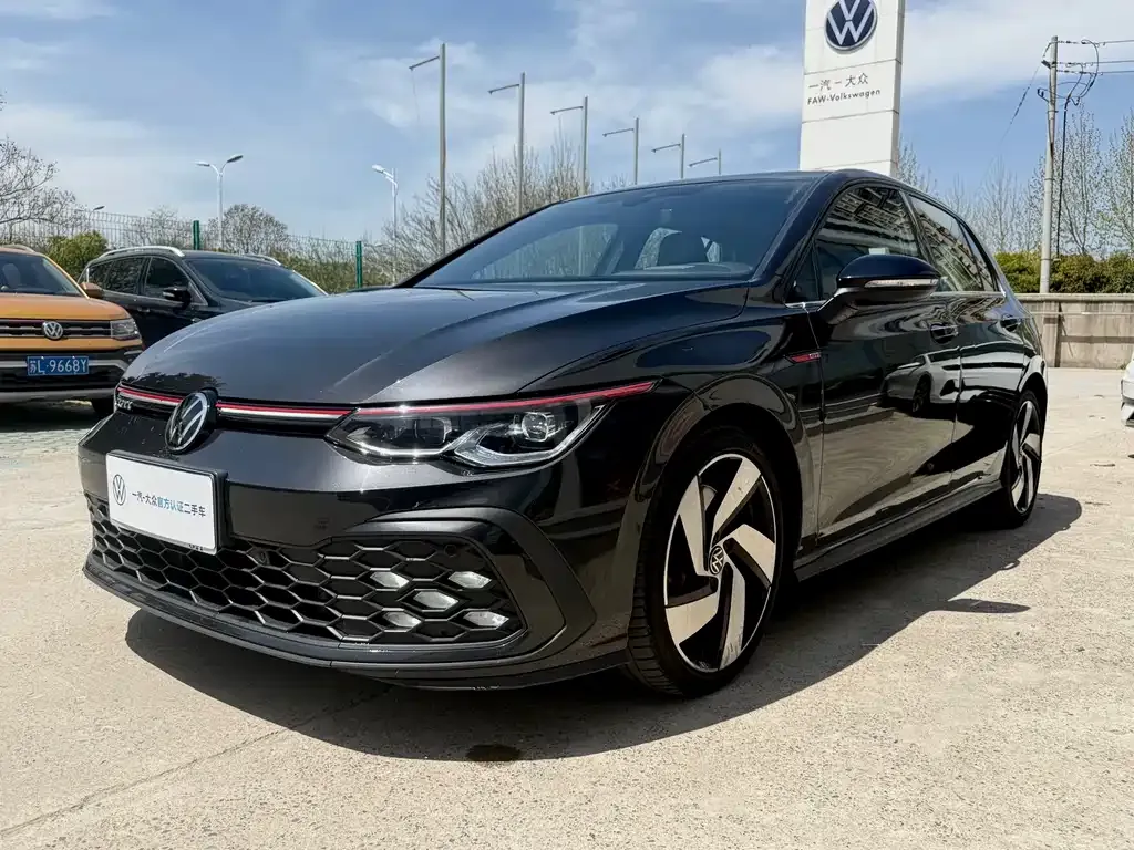 Volkswagen Golf GTI — фото 3