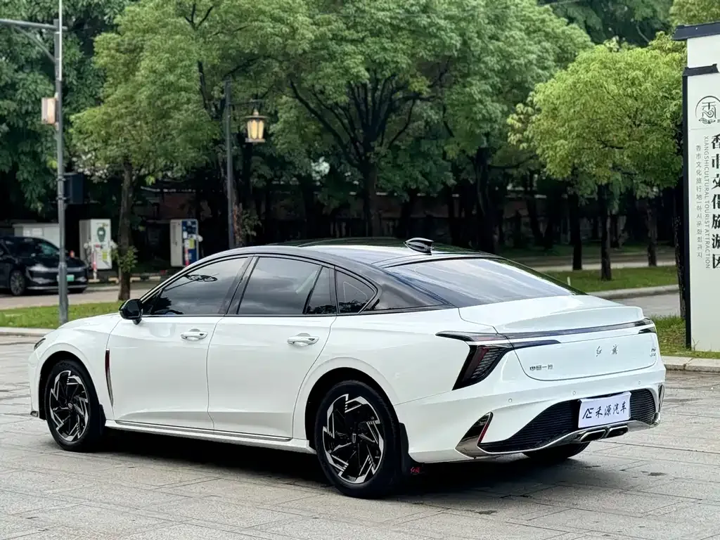 Hongqi H6 — фото 4