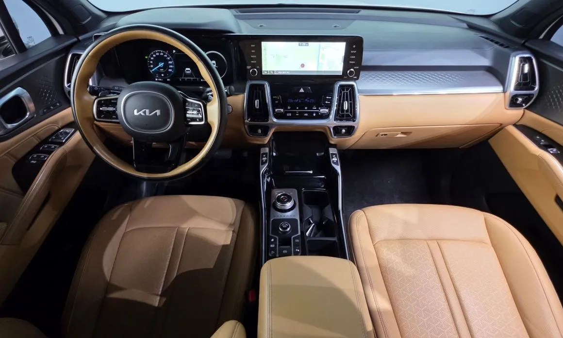 Kia Sorento — фото 7