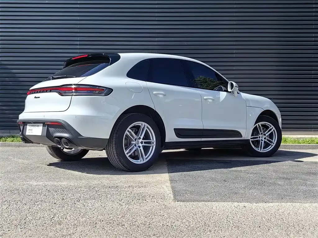 Porsche Macan — фото 10