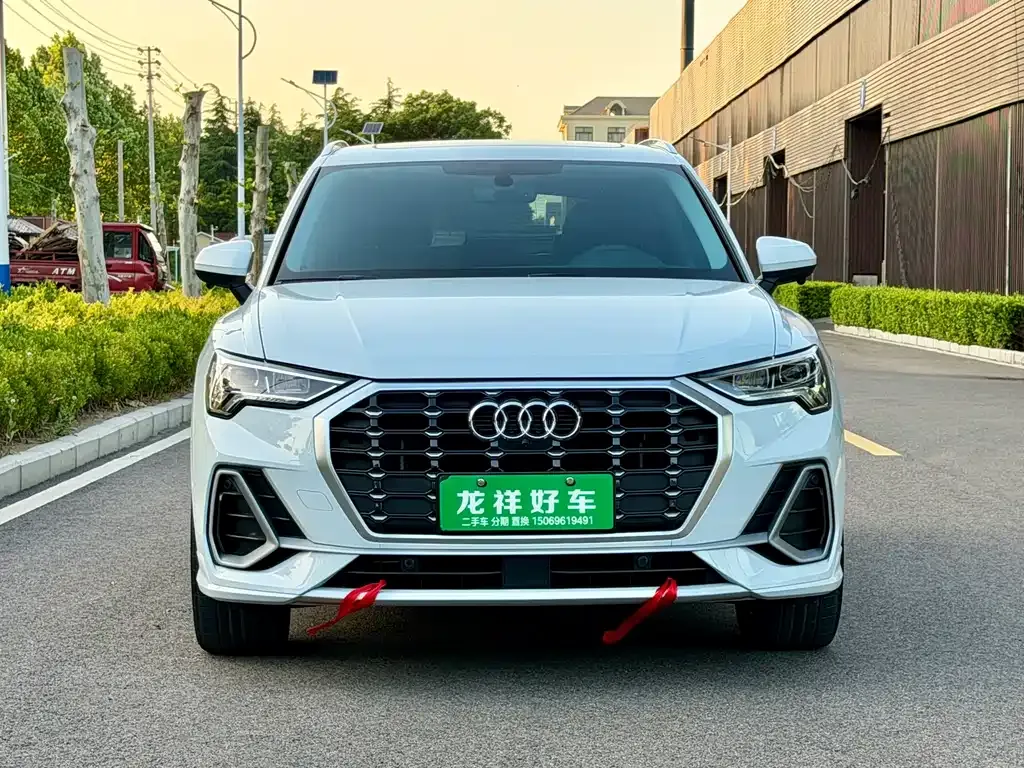 Audi Q3 — фото 9