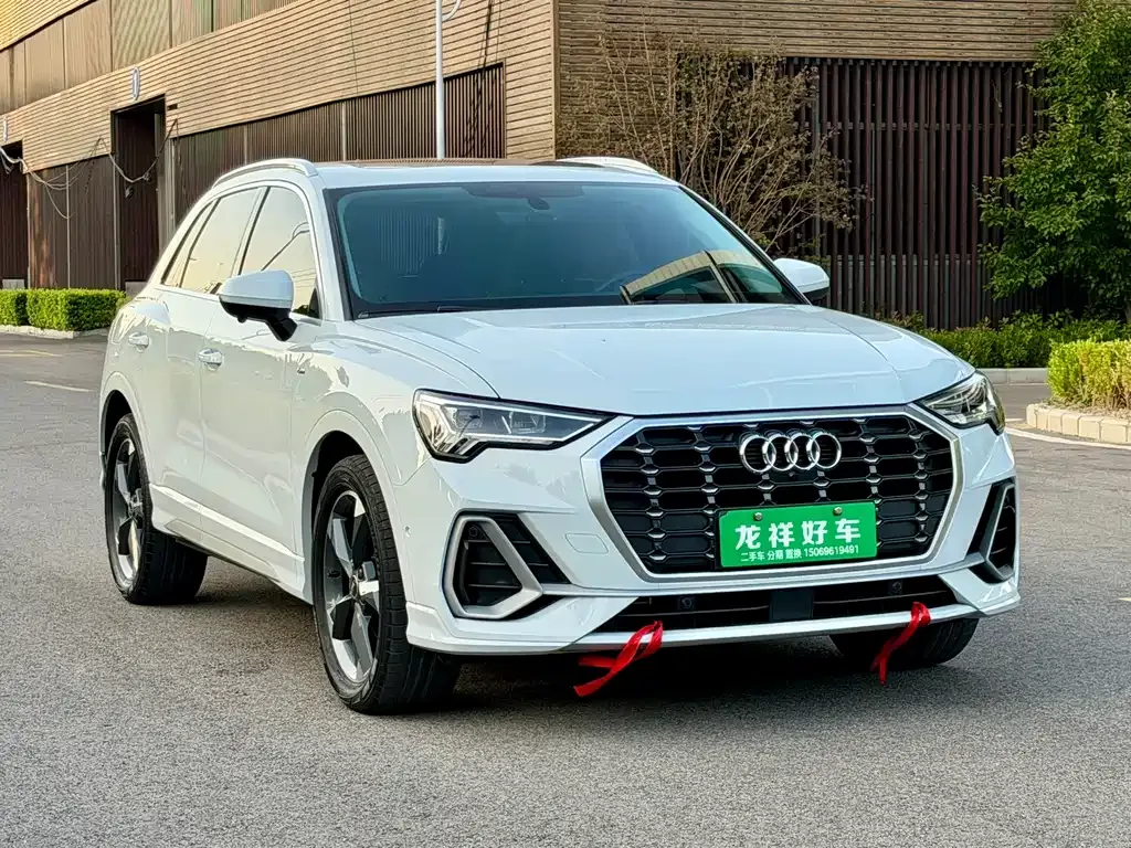 Audi Q3 — фото 6