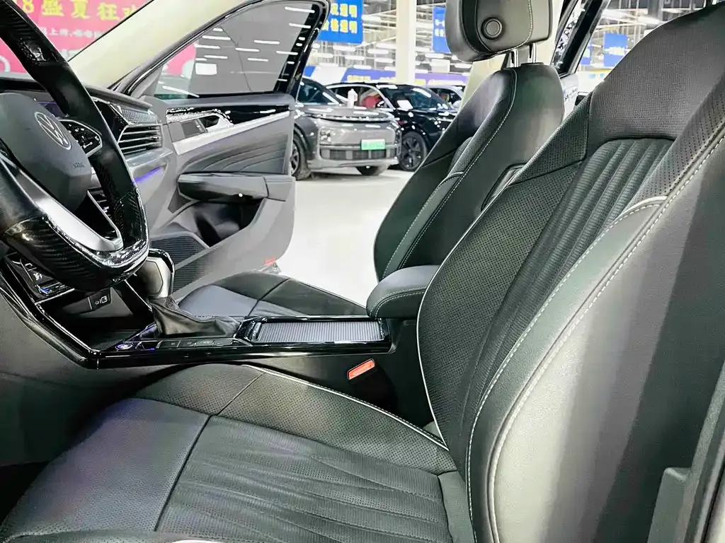 Volkswagen Passat — фото 9