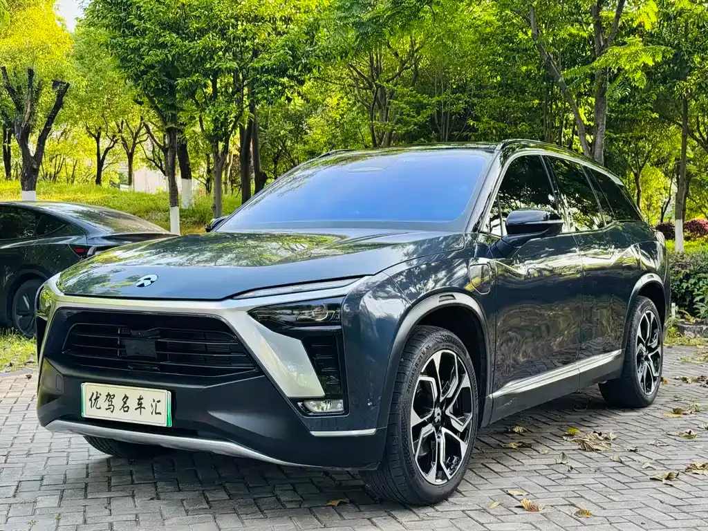 NIO ES8 — фото 1