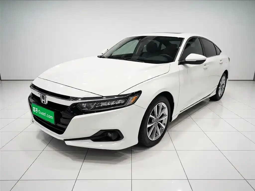 Honda Accord — фото 1