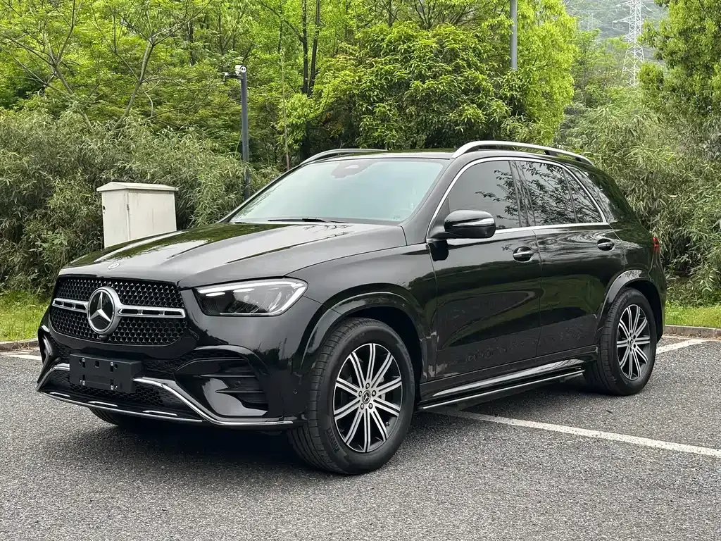 Mercedes-Benz GLE — фото 1
