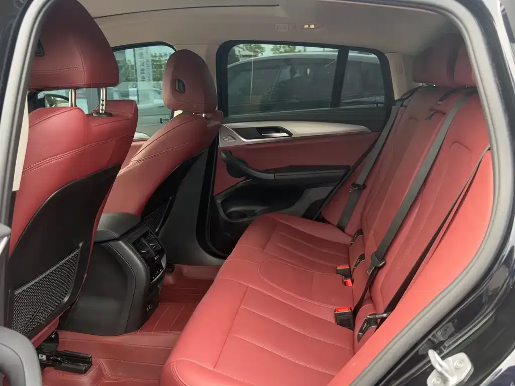 BMW X4 — фото 8