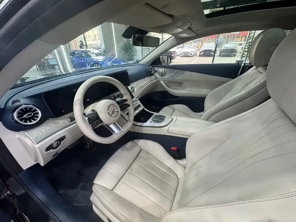 Mercedes-Benz E-Class (Import) — фото 10