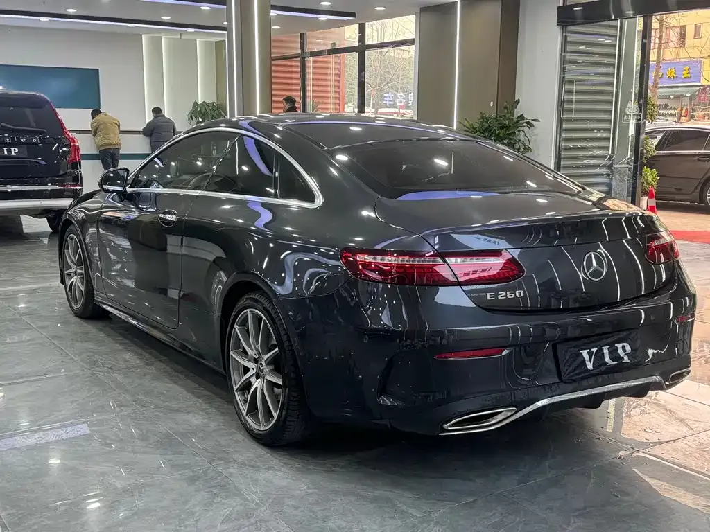 Mercedes-Benz E-Class (Import) — фото 3