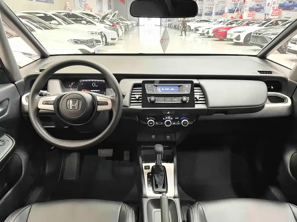 Honda Fit — фото 6