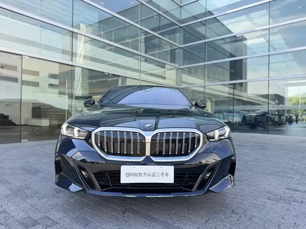 BMW 5 Series (Import) — фото 10